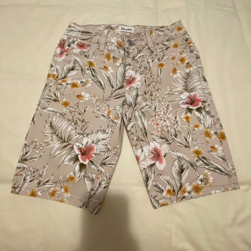 Women's Suko beige Chino floral print Bermuda shorts size 4 NEW